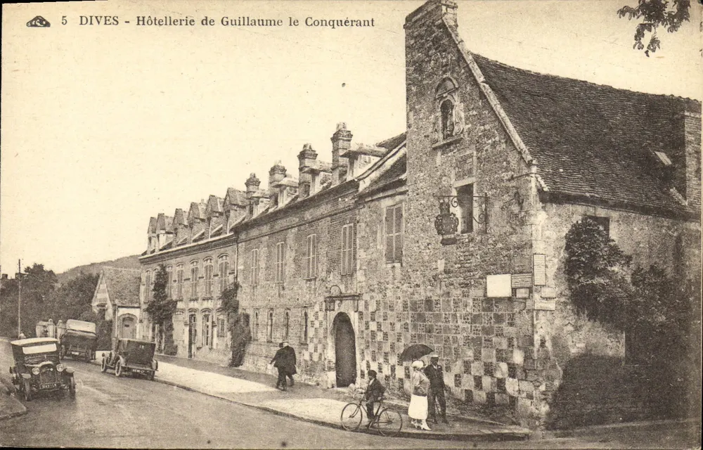 Dives - Hótel de Guillaume o Conquistador — Strasbourg - Frente