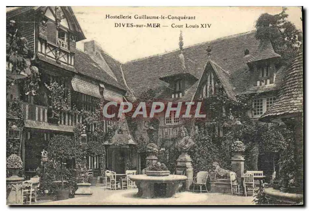 Hostellerie Guillaume-le-Conquérant — Dives-sur-Mer — Cour Louis XIV - Vorderseite