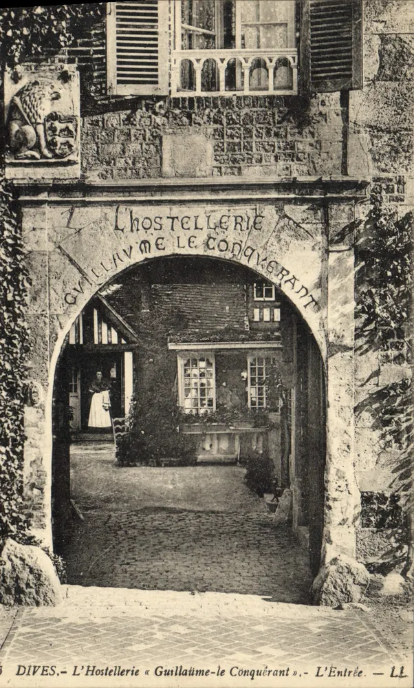 Dives - A Hostellerie « Guillaume-le-Conquérant » - A Entrada - LL - Frente