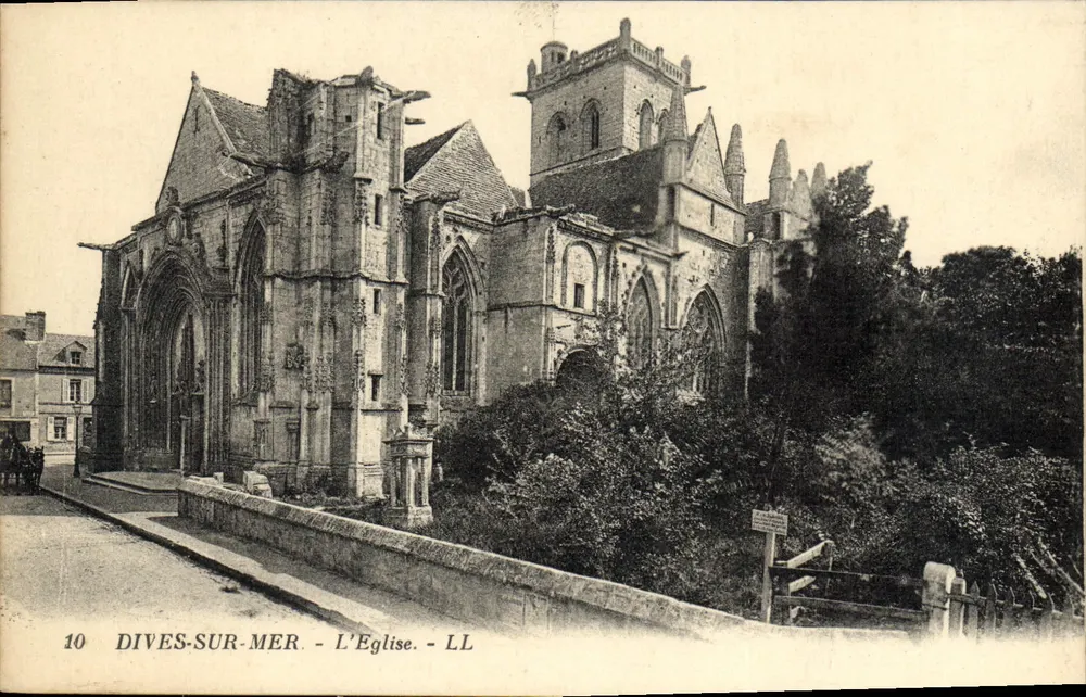 Dives-sur-Mer — A Igreja — LL - Frente