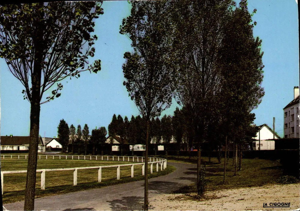 Isigny-sur-Mer — Der Sportplatz und der Campingplatz — Editions 'LA CIGOGNE' n°14 - Vorderseite