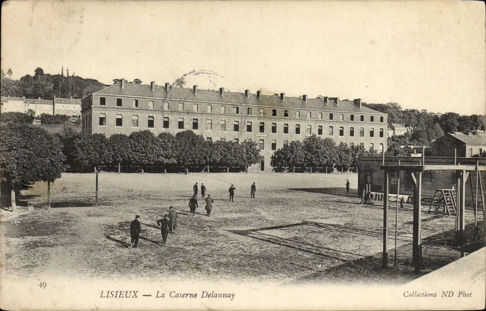 LISIEUX — Delaunay-Kaserne — Collections ND Phot - Vorderseite