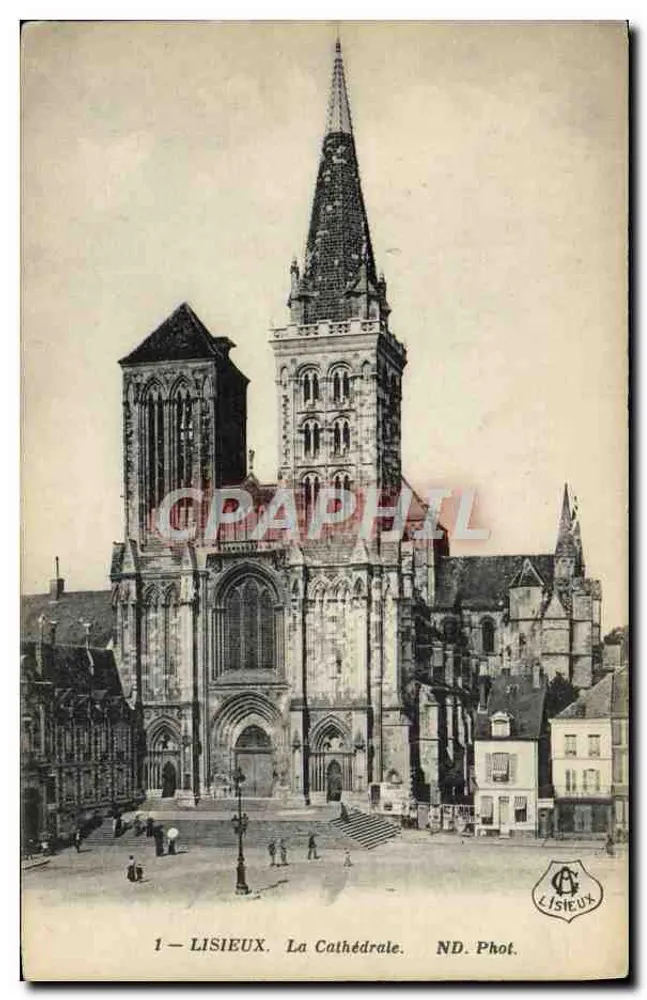 Lisieux — A Catedral — ND. Phot. Lisieux - Frente
