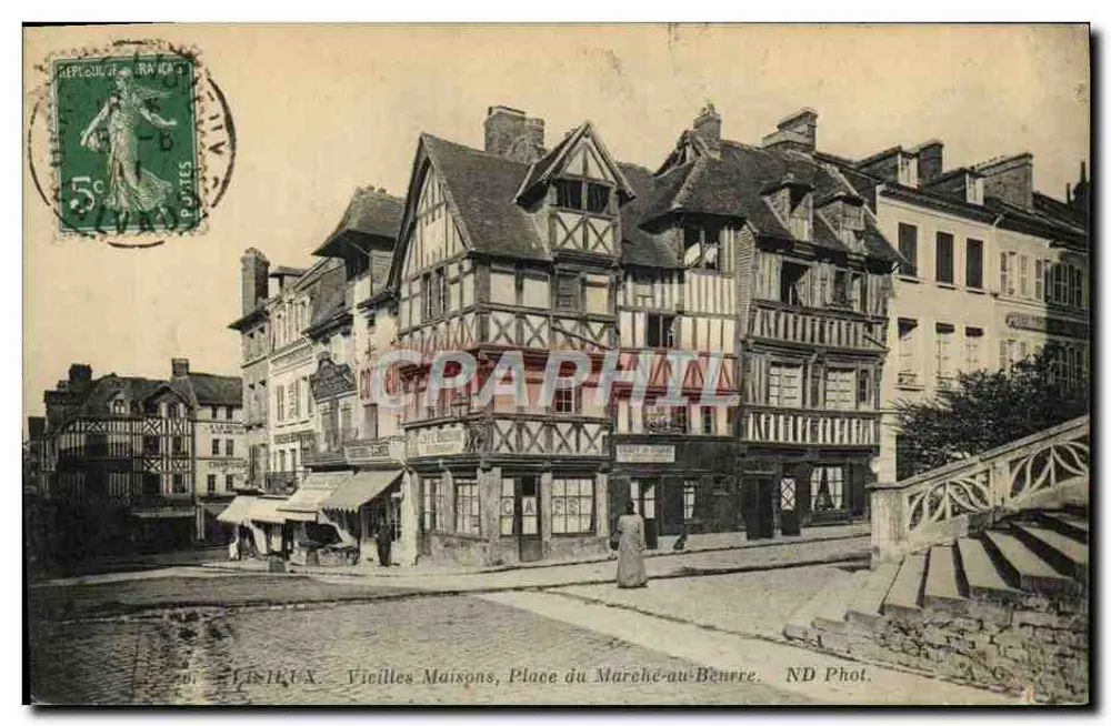 Alte Häuser, Place du Marché-au-Beurre — Lisieux — ND Phot. - Vorderseite