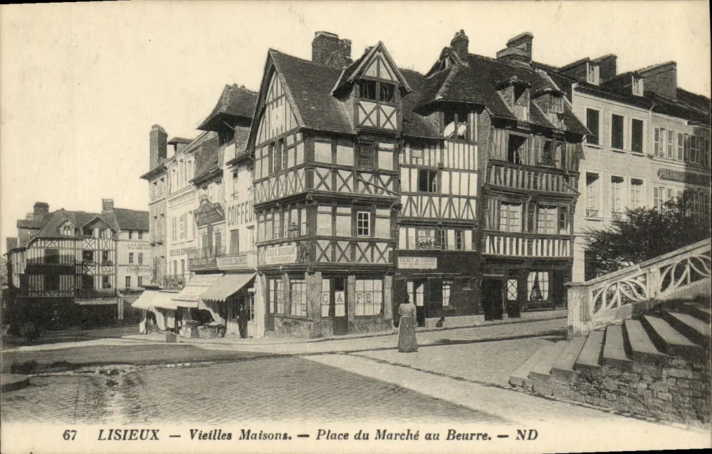 Lisieux — Alte Häuser — Place du Marché au Beurre — ND - Vorderseite