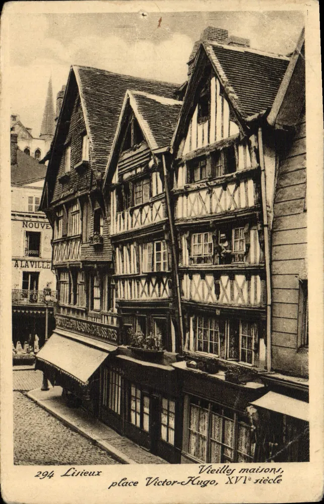 Lirieux — Alte Häuser, Place Victor-Hugo, 16. Jahrhundert — Alaville, n°294 - Vorderseite