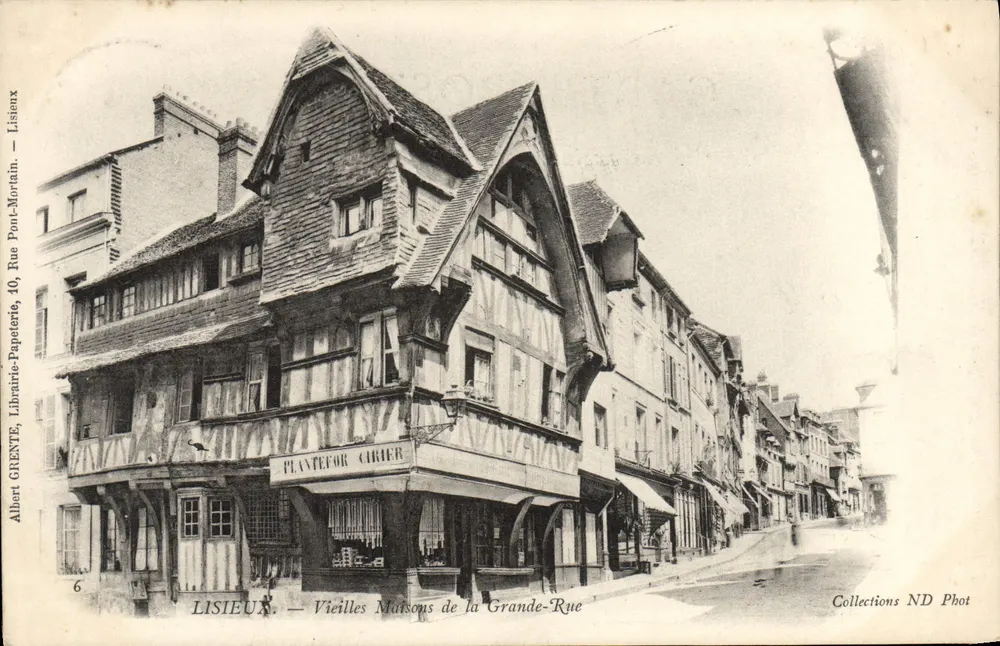 Lisieux — Alte Häuser der Grande-Rue — Albert GRENTÉ, Buchhandlung-Papierwaren, 10, Rue Pont-Mortain - Vorderseite