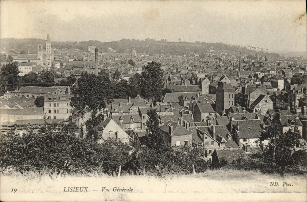 Lisieux — Vista Geral — ND. Fot. n°19 - Frente