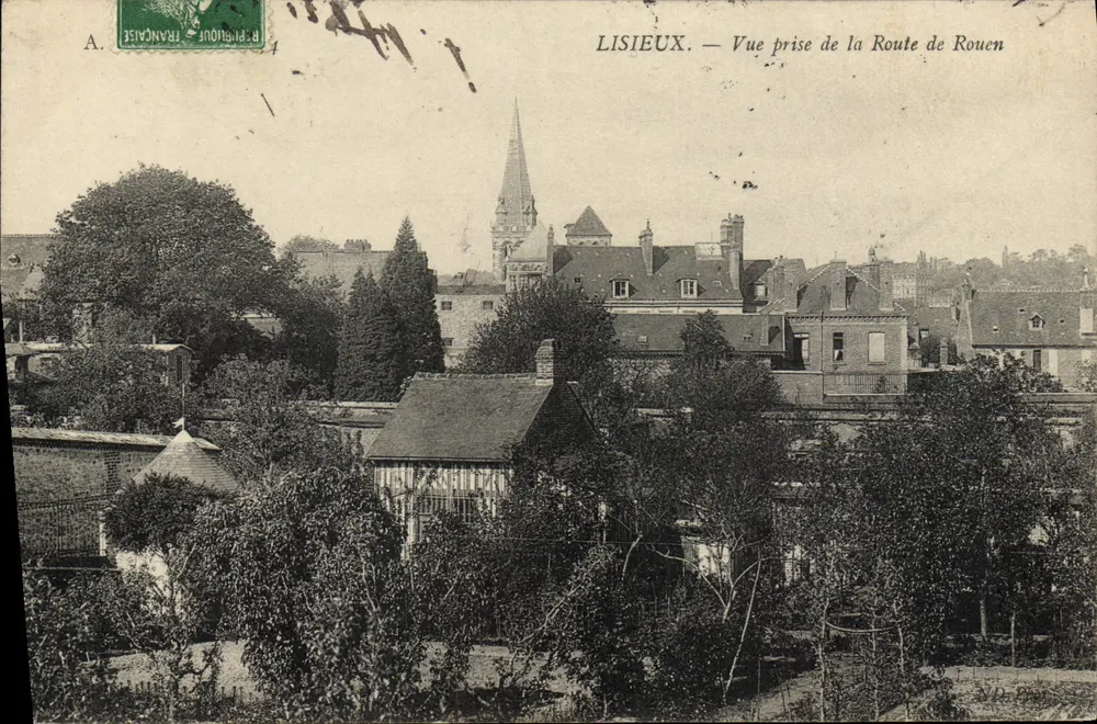 Lisieux — Ansicht aus der Route de Rouen — A. Française - Vorderseite