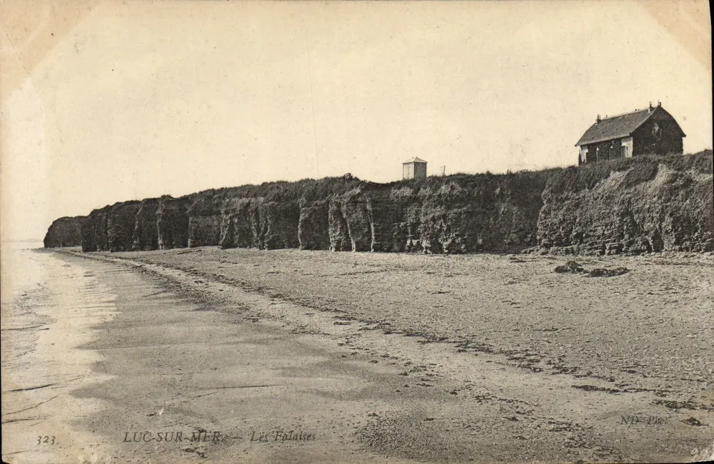 Luc-sur-Mer — As Falésias — ND-Plas - Frente