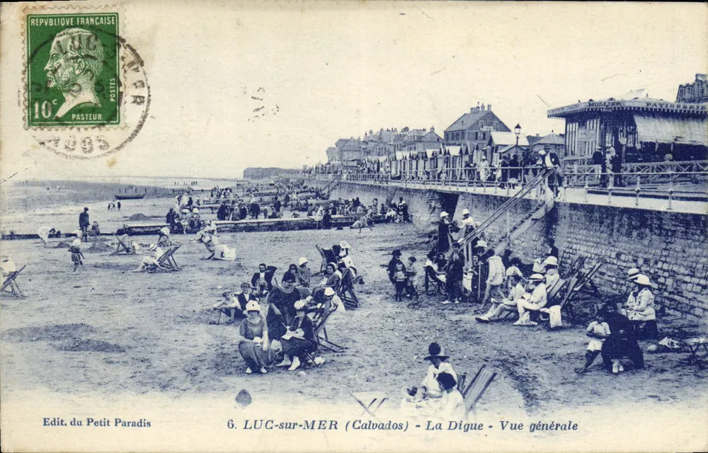LUC-sur-MER (Calvados) — La Digue — Vue générale — Edit. du Petit Paradis - Frente