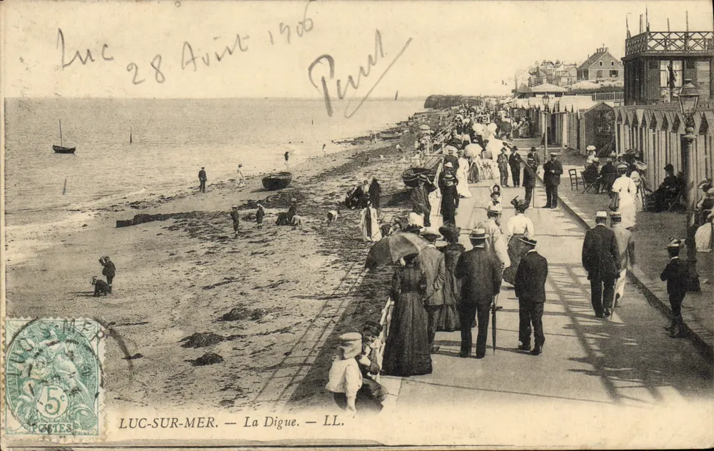 Luc-sur-Mer — A Digue — LL. - Frente
