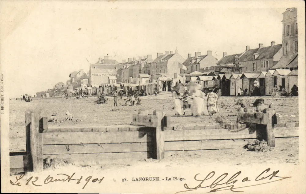 Langrune - A Praia — Hotel do Petit Paradis — J. Bretchet, editor, n°38 - Frente