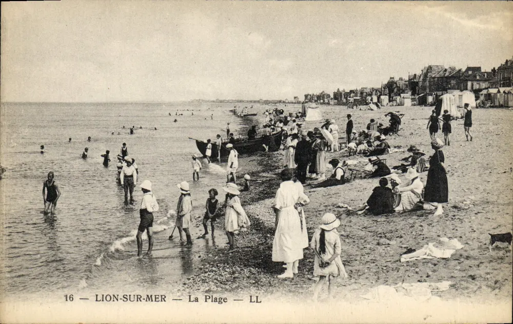 Lion-sur-Mer — A Praia — LL - Frente
