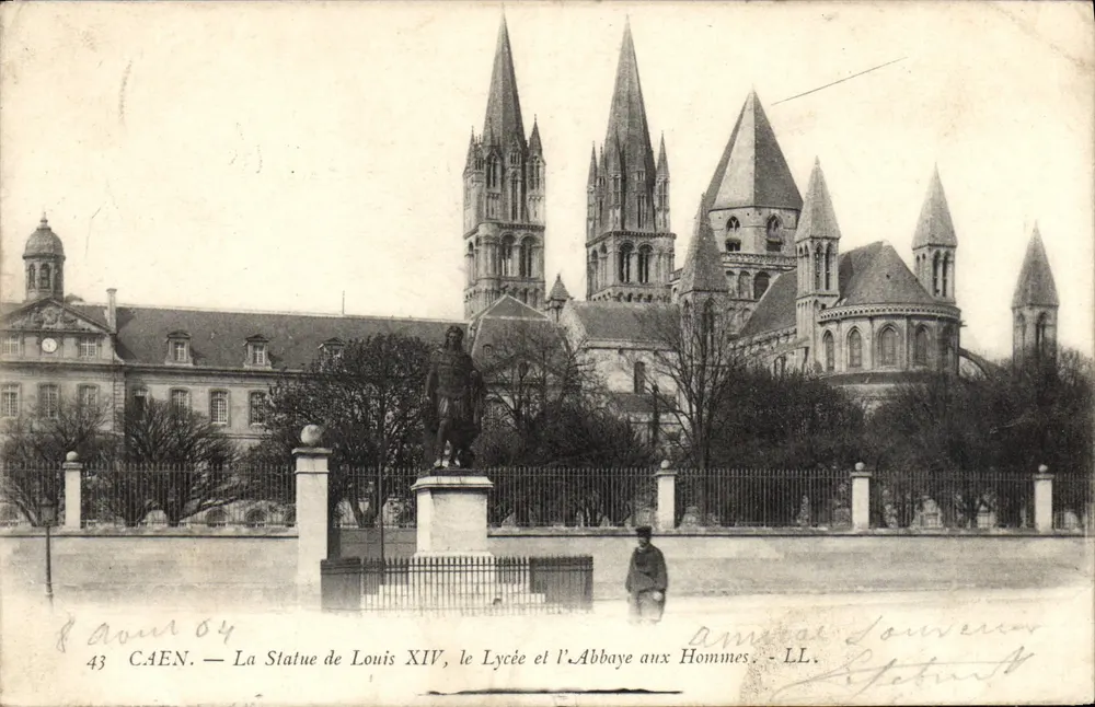 Caen — Ansicht der Statue Ludwigs XIV, des Lycée und der Abtei der Männer — LL. - Vorderseite