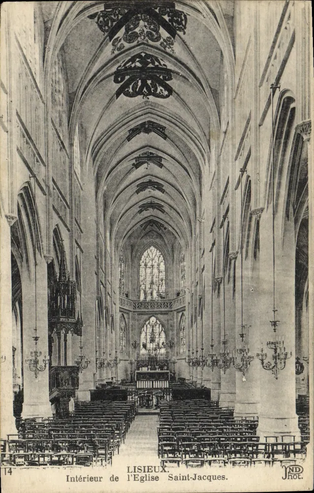 Interior da Igreja de São Jacó — Lisieux — ND. Fot. JND - Frente