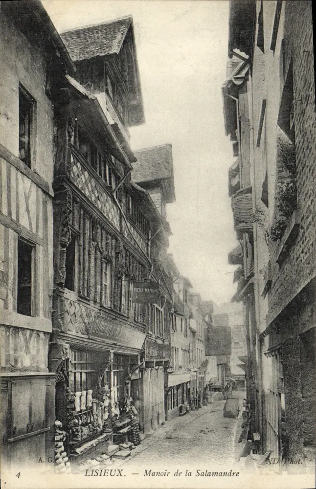 Lisieux — Mansão da Salamandra — A.G. Fot. - Frente