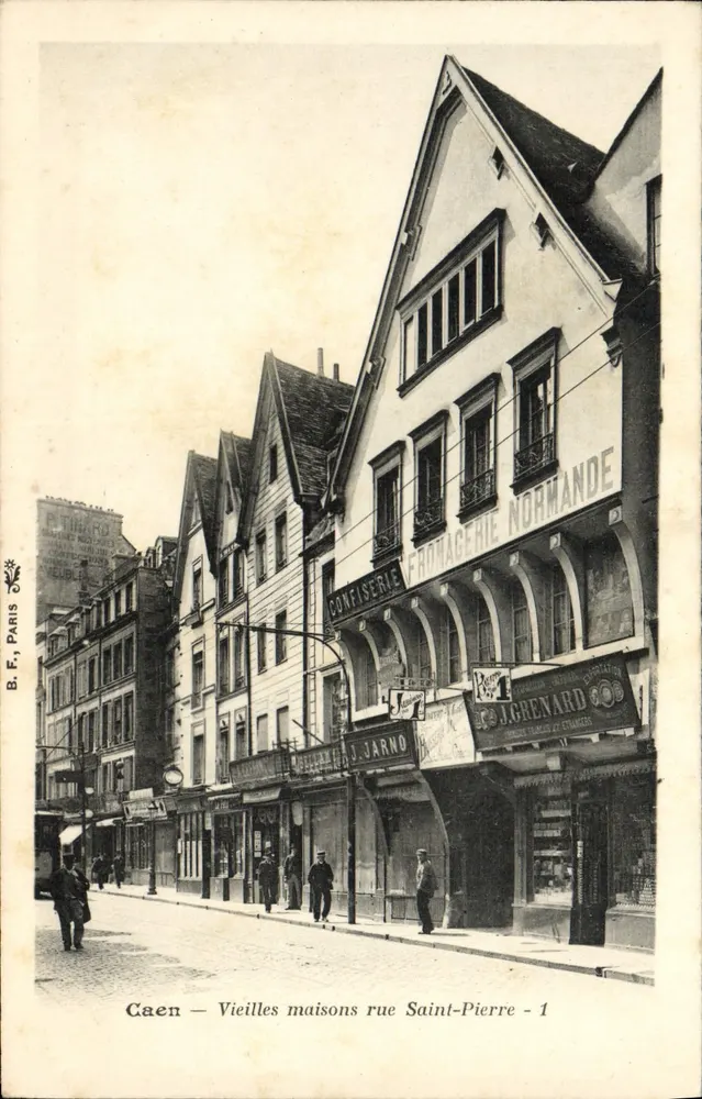 Caen — Alte Häuser in der Straße Saint-Pierre — B. F., Paris - Vorderseite