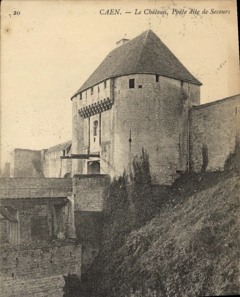 CAEN — O Castelo, Porta chamada de Socorro — Editor desconhecido, n° 20 - Frente