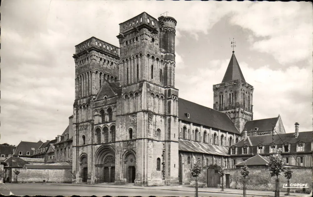 Abadia das Senhoras — Caen — Edições 'LA CIGOGNE' - Frente