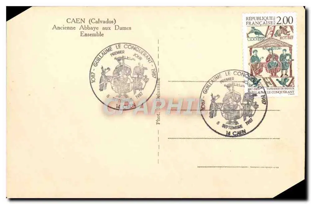 Caen (Calvados) — Antiga Abadia das Damas — Conjunto — Fot. Delassus - Verso