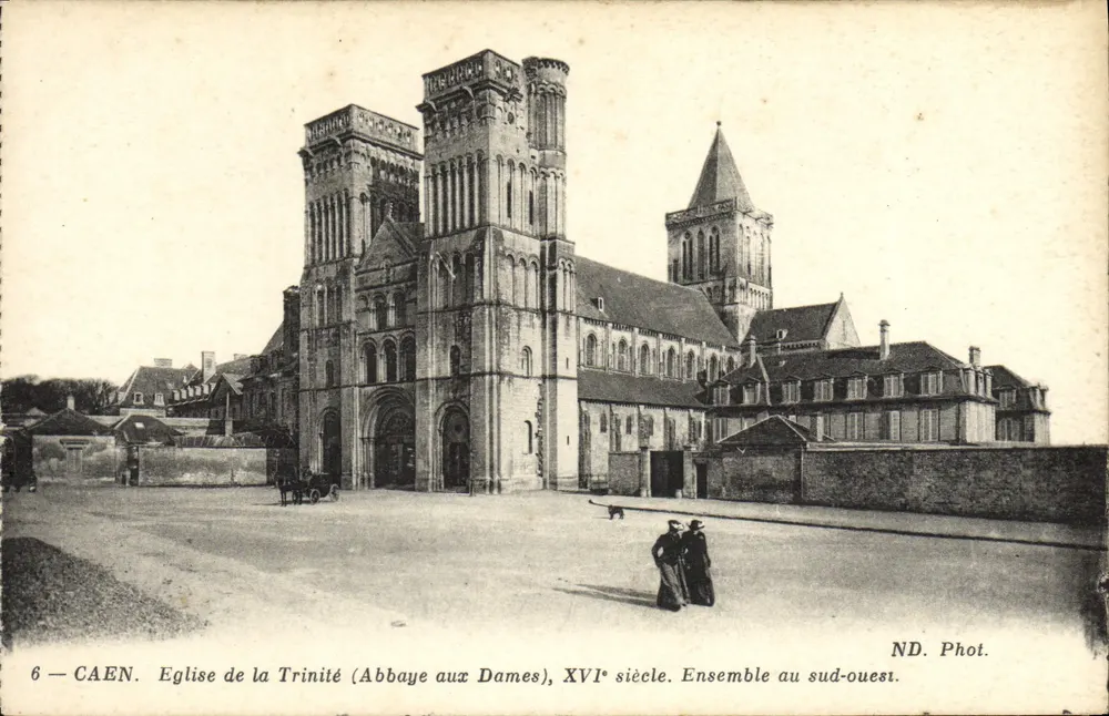 Caen — Kirche der Dreifaltigkeit (Abtei der Damen), 16. Jahrhundert. Ensemble im Südwesten — ND. Phot. - Vorderseite