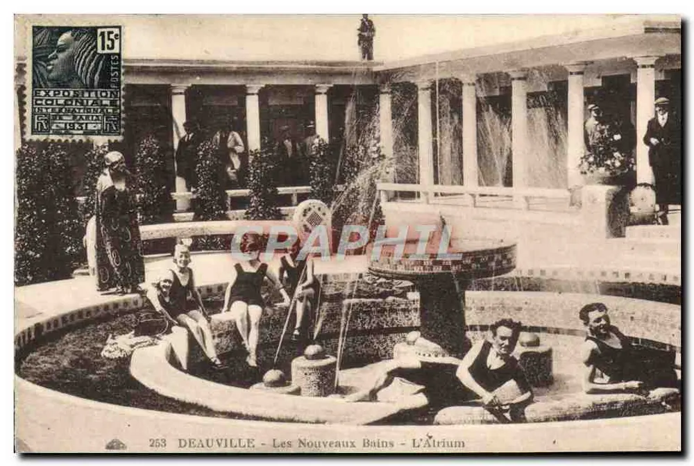 Deauville - Les Nouveaux Bains - L'Atrium — Kolonialausstellung, Verlag nicht sichtbar, Nr. 253 - Vorderseite