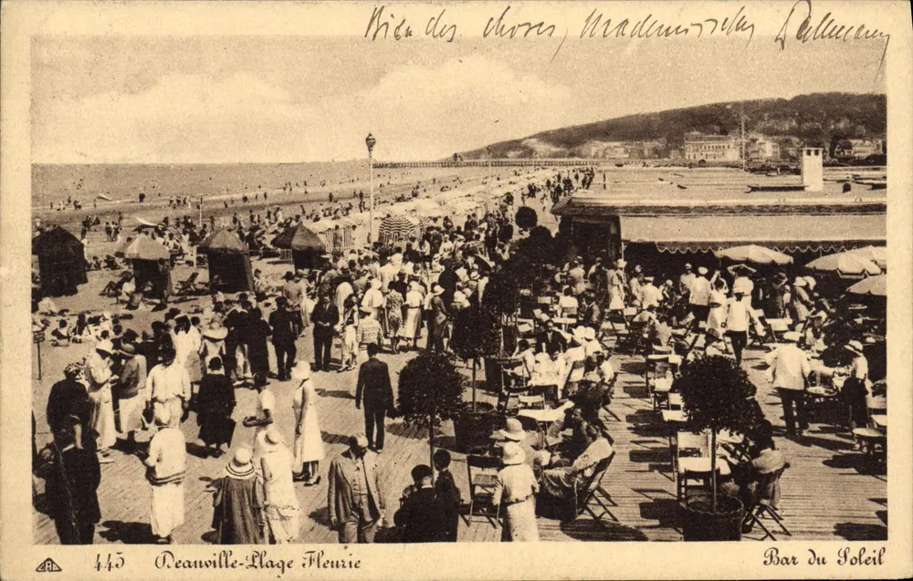 Deauville-Plage - Lebendige Strandlandschaft - Bar Du Soleil - Verlag Fleurie, Nr. 445 - Vorderseite