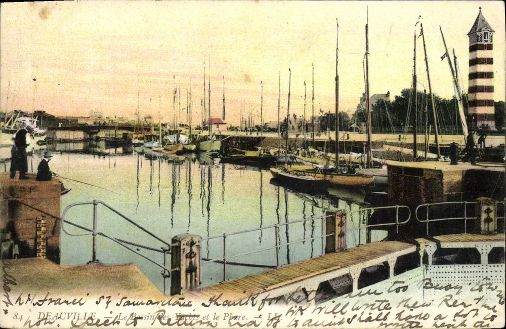 Deauville — Ansicht des Yachthafens und des Leuchtturms — L'Imprimerie Nouvelle Photographique, Paris, n°84 - Vorderseite