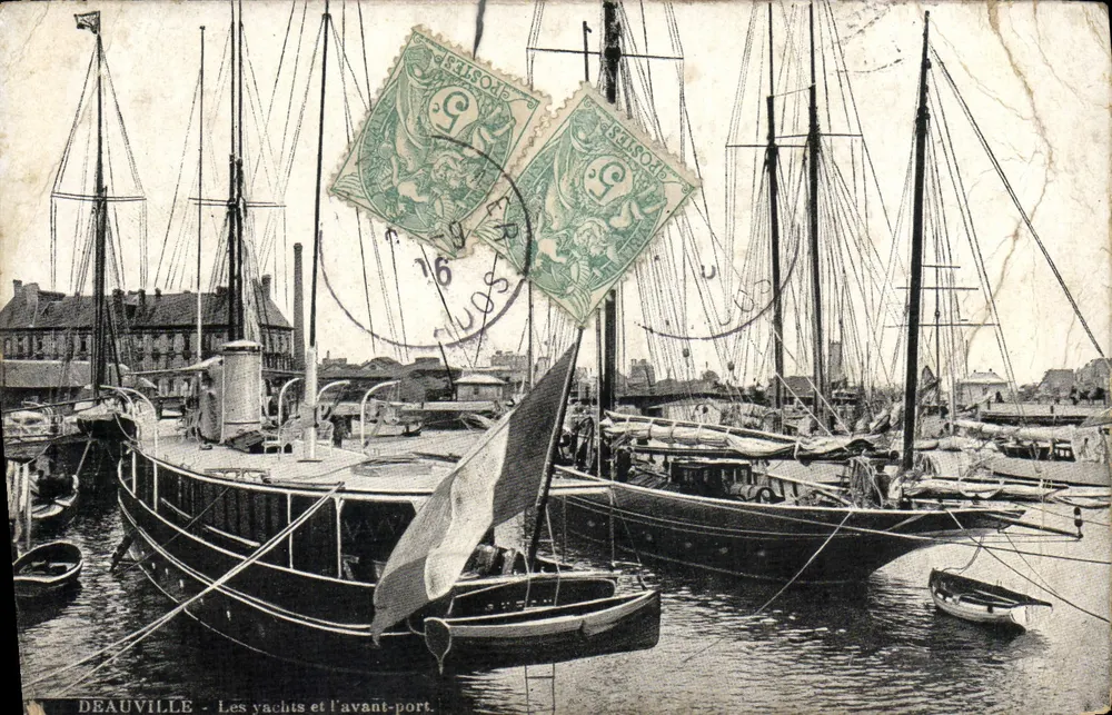 Deauville — Die Yachten und der Hafen. — Éditeur : Deauville, n° de série non visible - Vorderseite