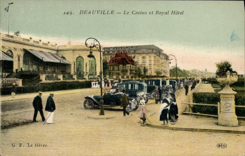 Deauville — Das Casino und das Royal Hotel — G. F. Le Havre, n°149 - Vorderseite