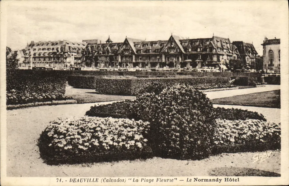 Deauville (Calvados) — 'La Plage Fleurie' — Das Normandy Hotel — Gaby, n°74 - Vorderseite