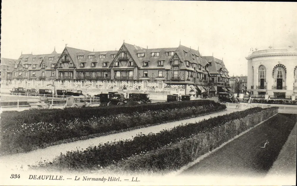 Deauville — O Hotel Normandy — LL. — n° 334 - Frente