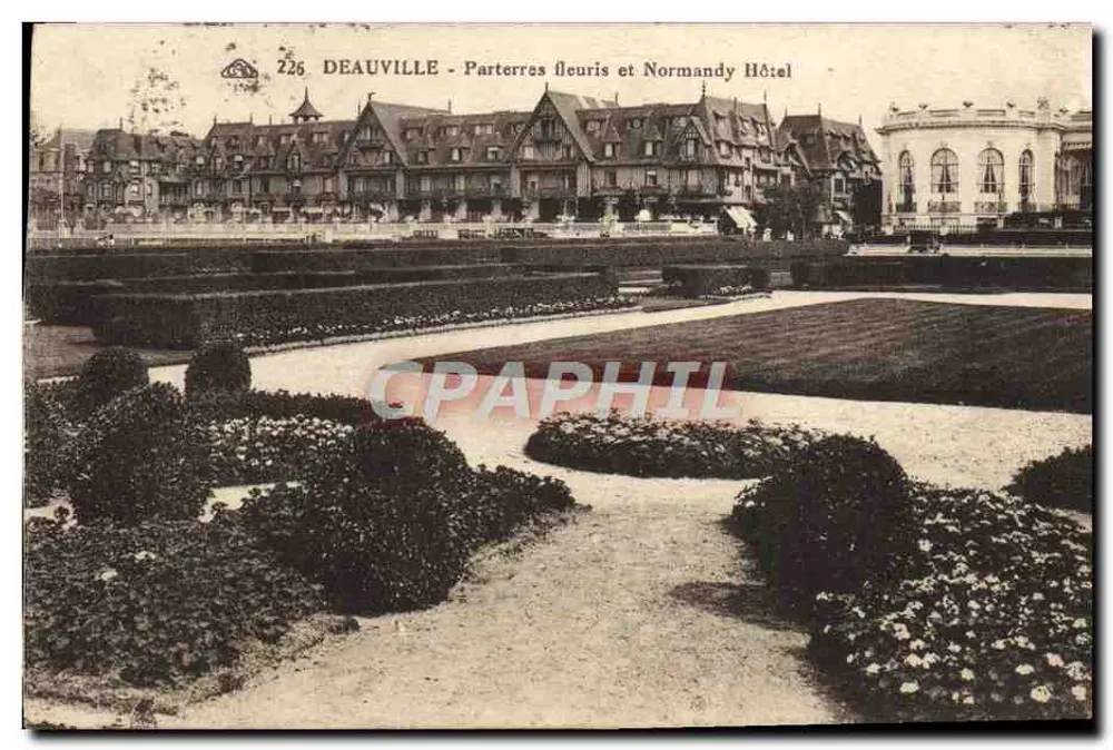 Deauville - Blühende Parterres und Hotel Normandy — n° 226 - Vorderseite