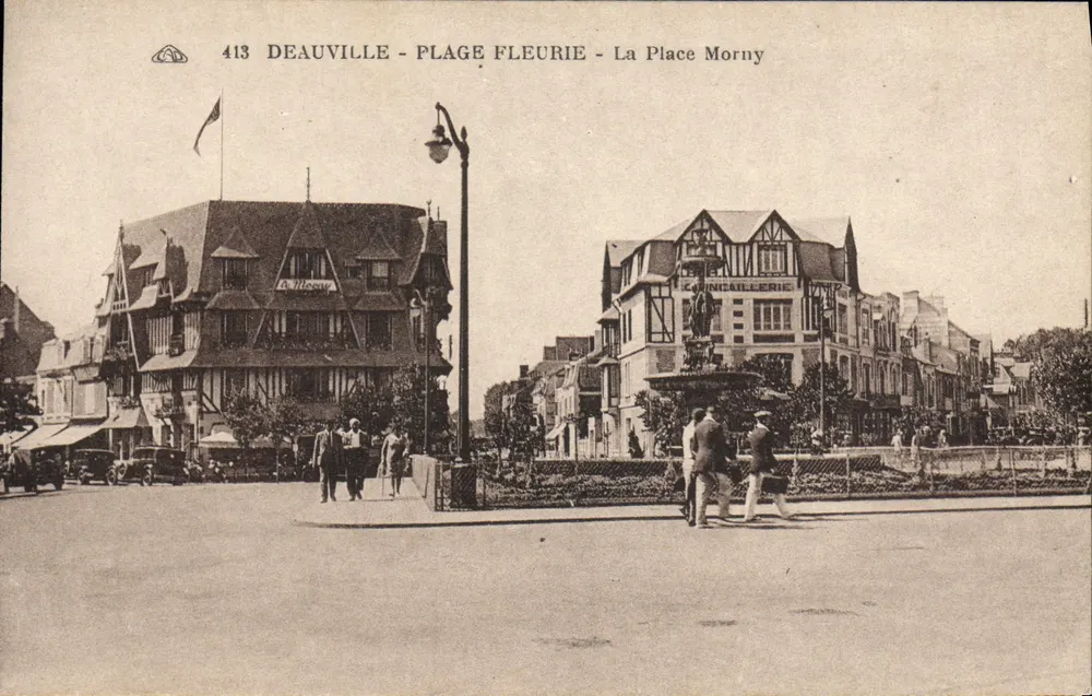 Deauville - Blühende Strandpromenade - Place Morny - Vorderseite