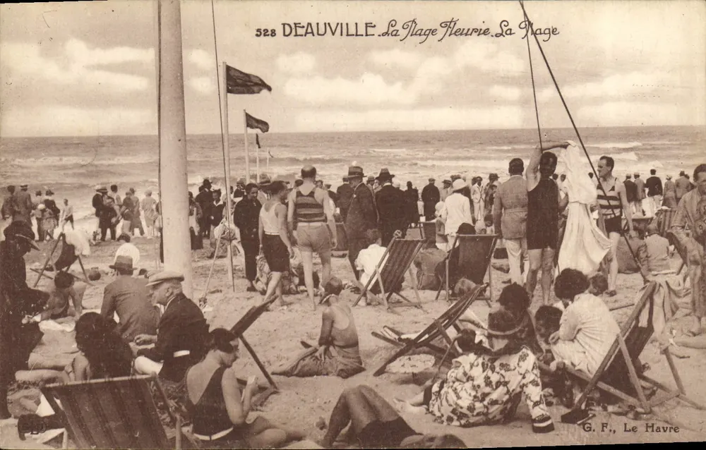 Deauville — Die blühende Strand. Der Strand — G. F., Le Havre, n° 528 - Vorderseite