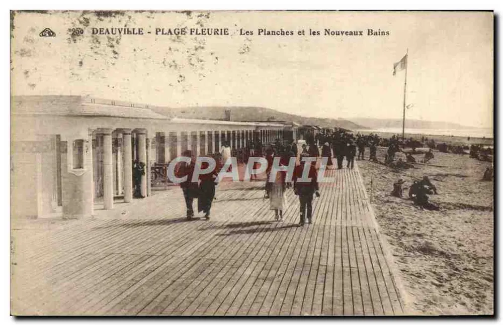Deauville - Blühende Strand — Les Planches und les Nouveaux Bains - Vorderseite