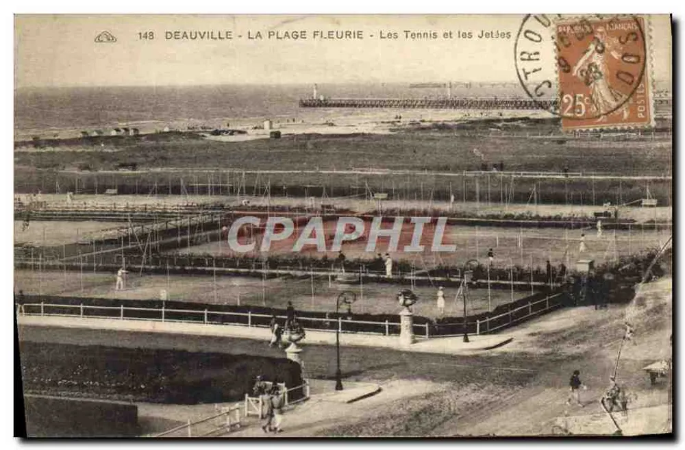 Deauville - Die Blühende Strände - Die Tennisplätze und die Piers - Vorderseite