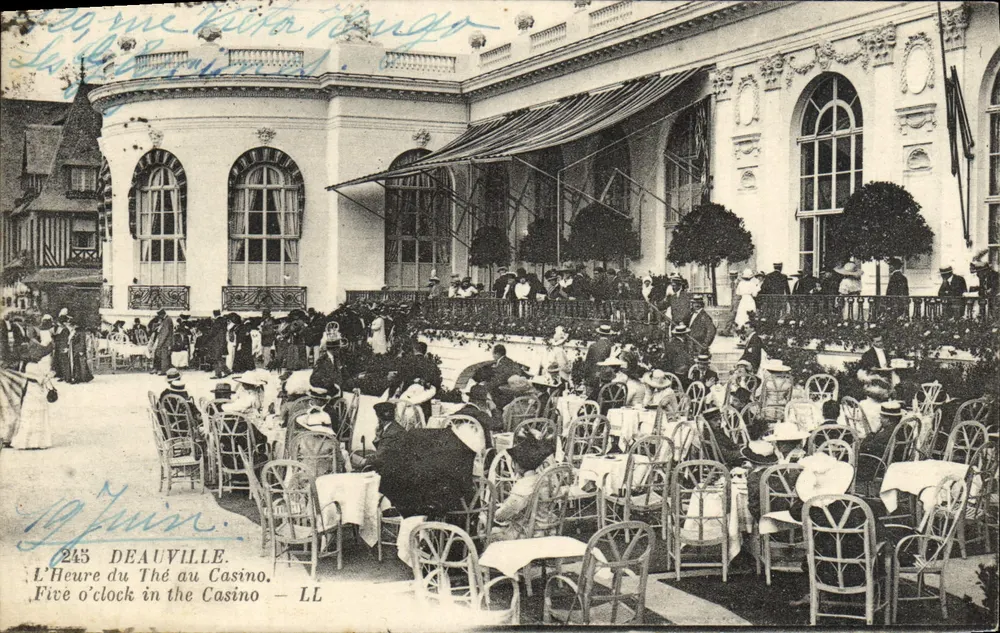 Deauville — Teezeit am Casino — LL - Vorderseite