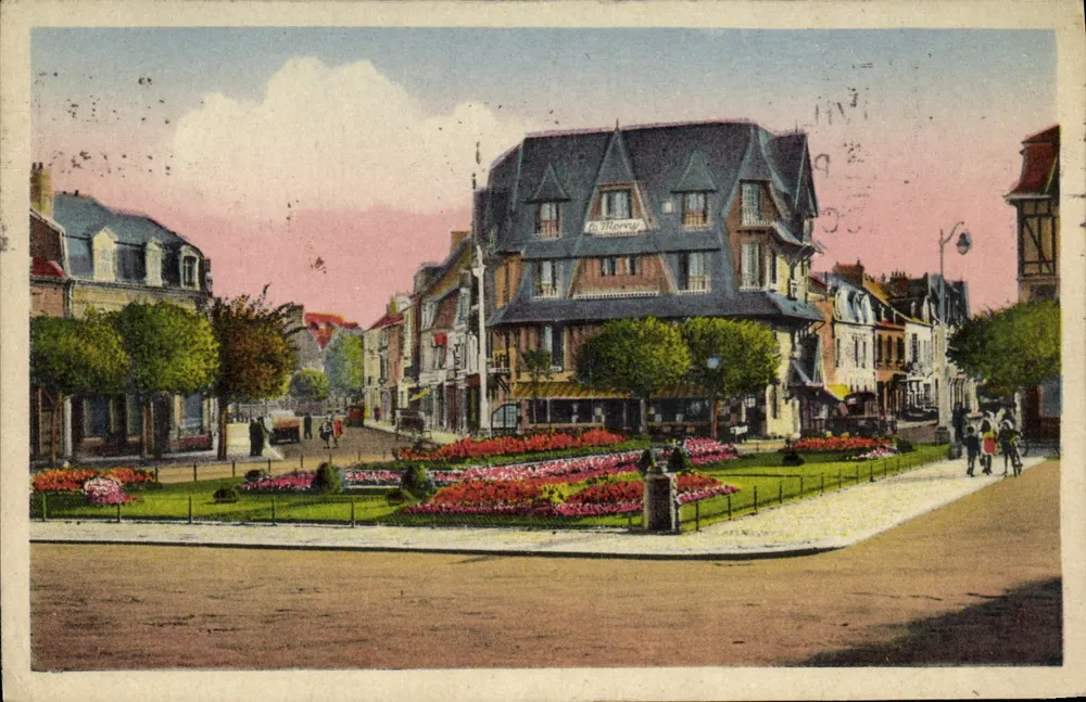 Place Morny — Trouville-sur-Mer — C. des Arts Photomécanique, Paris - Vorderseite