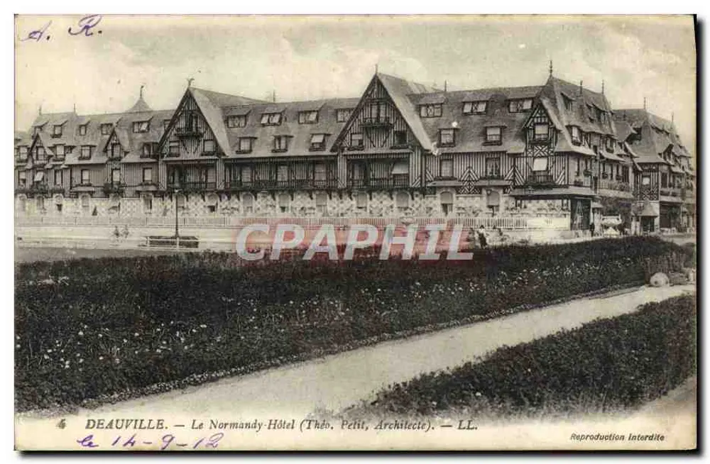 Deauville — Le Normandy-Hôtel (Théo. Pelit, Architekt) — LL. - Vorderseite