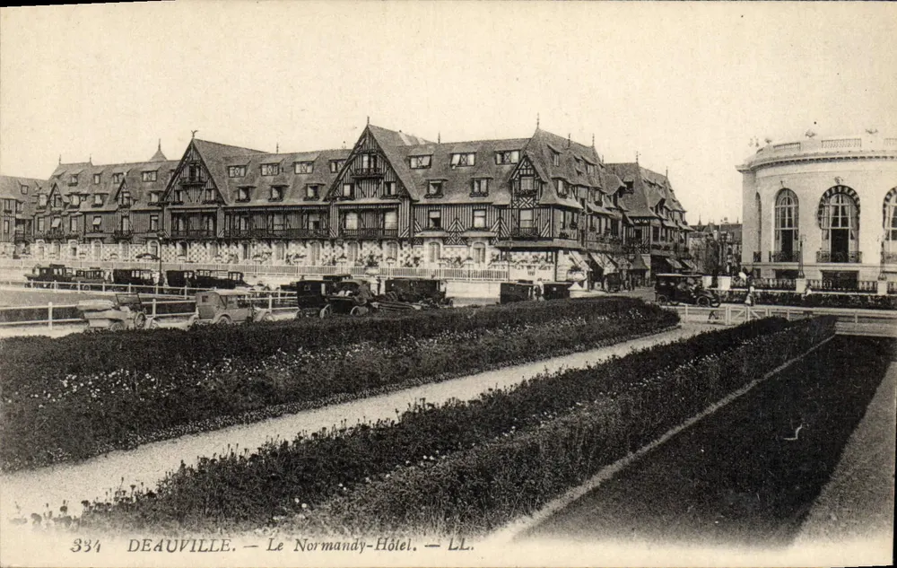 Deauville — O Normandy-Hôtel — LL. n° 334 - Frente