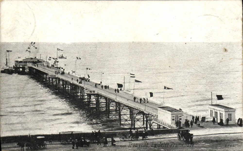 Trouville - A Ponte de Passeio — LV & C° - Frente