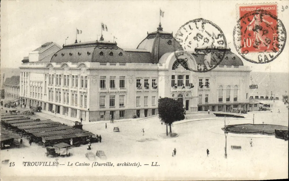 Trouville — Le Casino (Durville, architecte) — LL. - Frente
