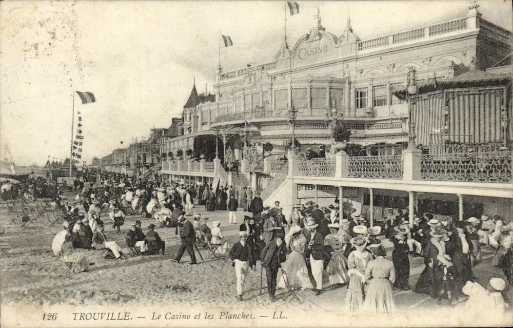 Trouville — Das Casino und die Planches — LL. — Nr. 126 - Vorderseite