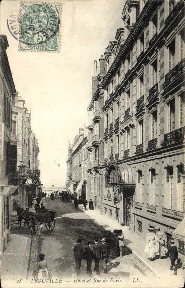Trouville — Hôtel et Rue de Paris — LL. - Vorderseite