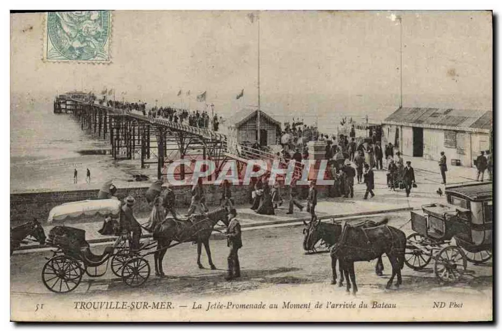 Trouville-sur-Mer — Die Mole-Promenade zum Zeitpunkt der Ankunft des Bootes — ND Pbot - Vorderseite