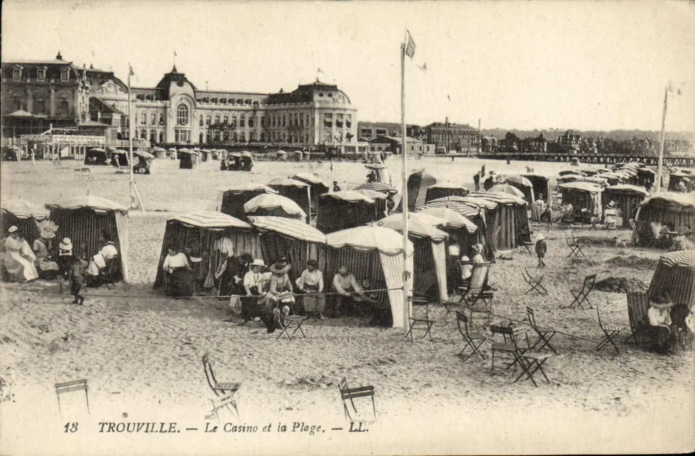 Trouville — Das Casino und die Strandpromenade — LL. n°13 - Vorderseite