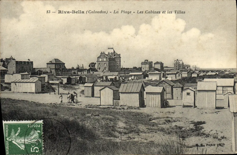 Riva-Bella (Calvados) - Die Strandpromenade - Die Kabinen und Villen — Verlag R.E. PARIS, n°13 - Vorderseite