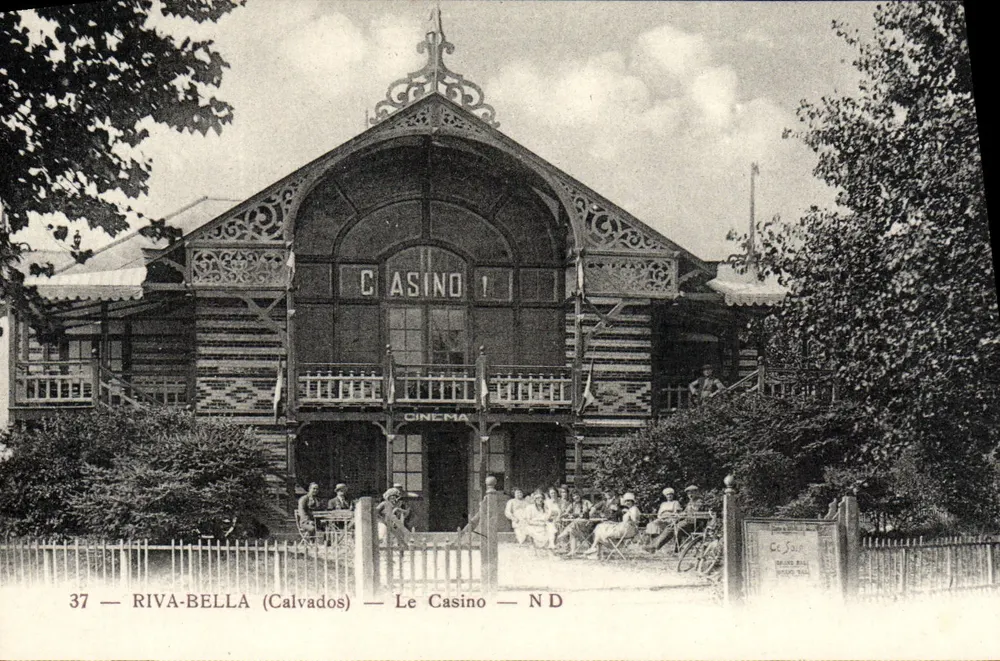 Riva-Bella (Calvados) — A Casa de Apostas — N.D. - Frente